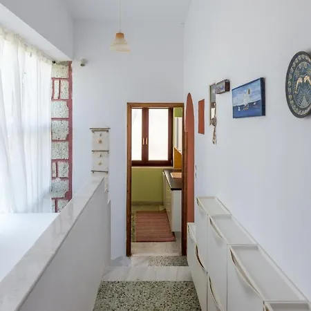 Casa de Férias Matilda's Adamantas (Milos)