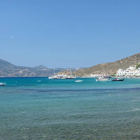 Matilda's * Adamantas (Milos)